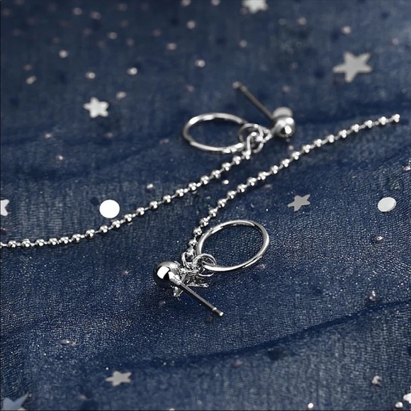 • Gemma • Delicate Circle Tassel Earrings - Picture 3 of 4